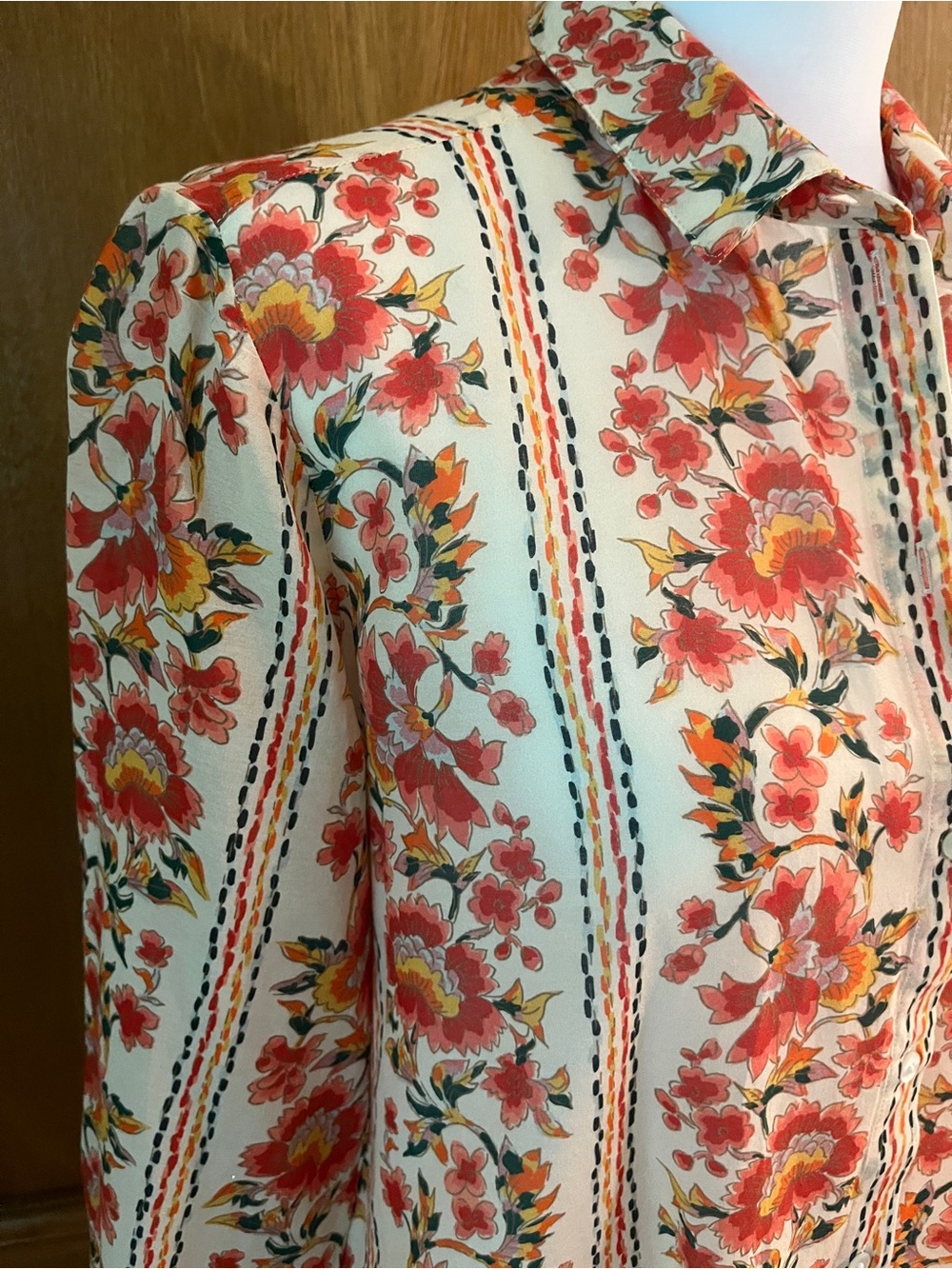 Sz 6 Sezane Fiori Rossi Print Button-Down Pierro Shirt Sz 38 UK - Picture 10 of 17